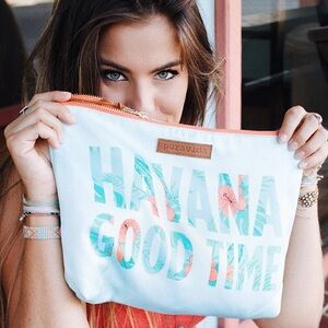 NWOT Pura Vida ‘Havana Good Time’ Makeup Bag in Blue Multi OS